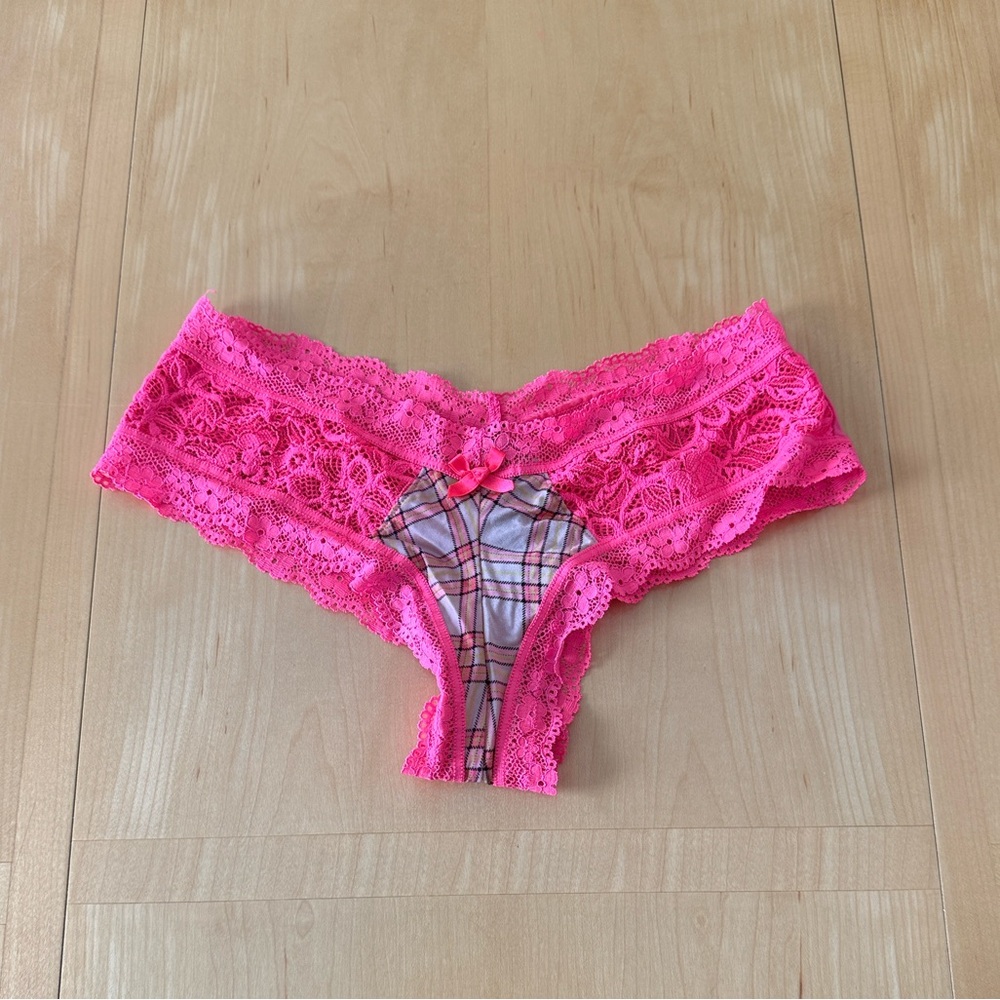 Victoria’s Secret Pink Lace Trimmed Panties